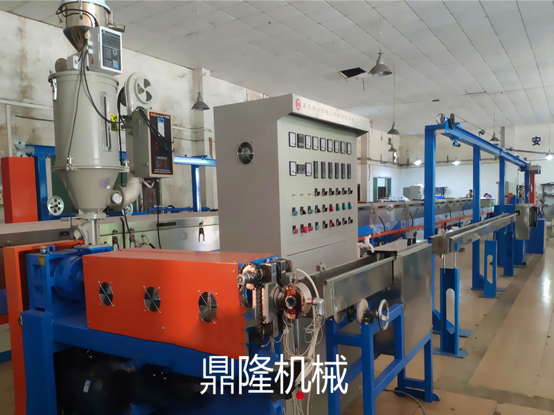 全塑口罩鼻梁条挤出机设备