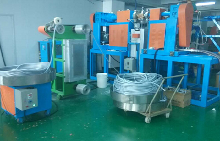 Oven-tray Type Silicon Tube (Strip) Extruder